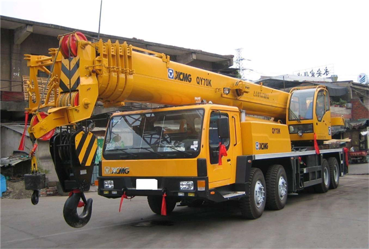 巴中市吊车出租选择重点