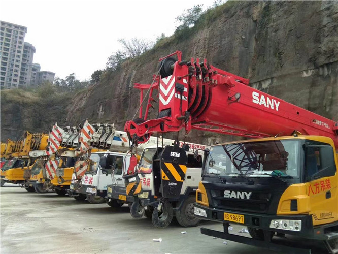 巴中市吊车出租按什么计费？台班费、单次费、里程费怎么算？